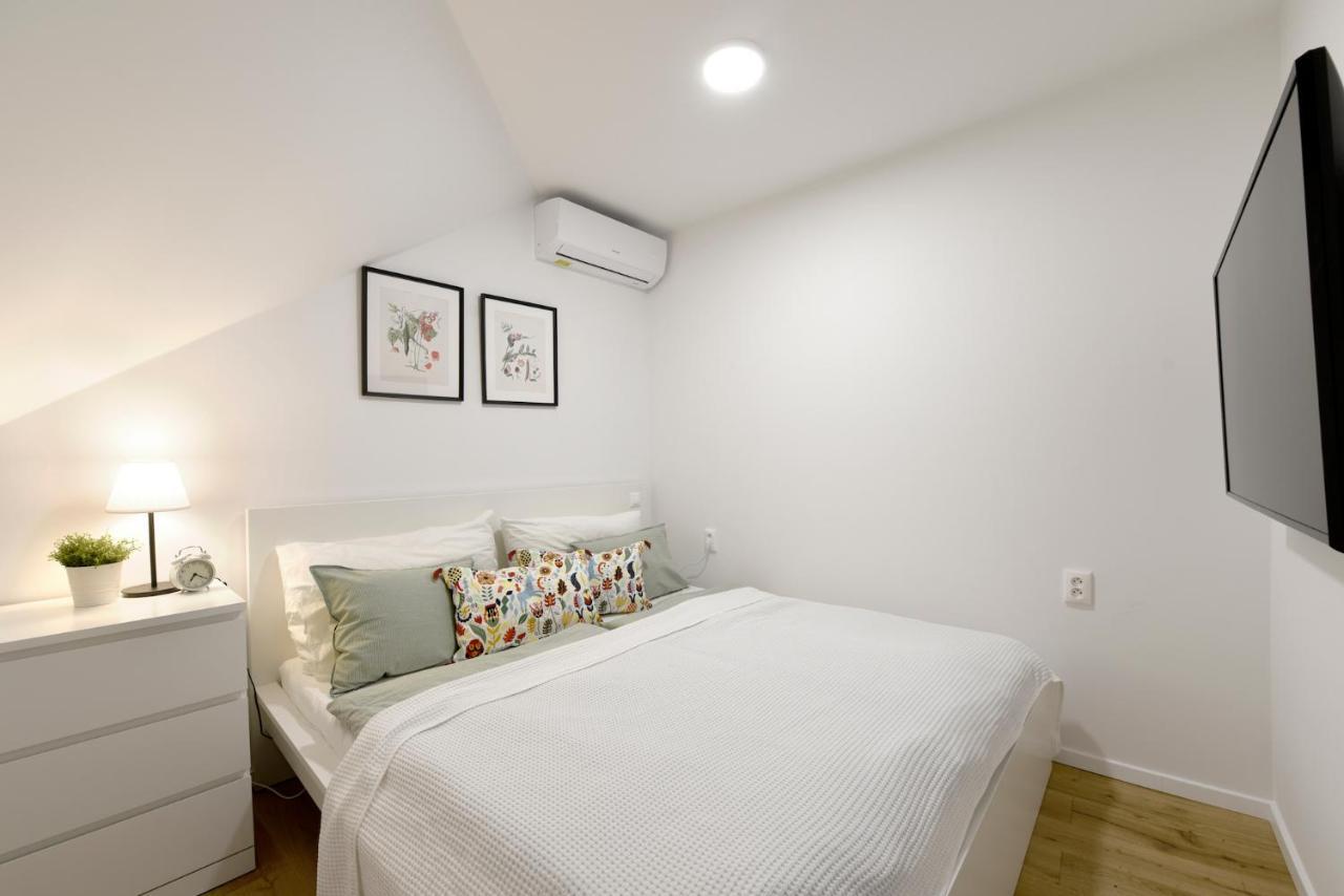 Apartman S Atriom V Historickom Centre Trenčín Dış mekan fotoğraf